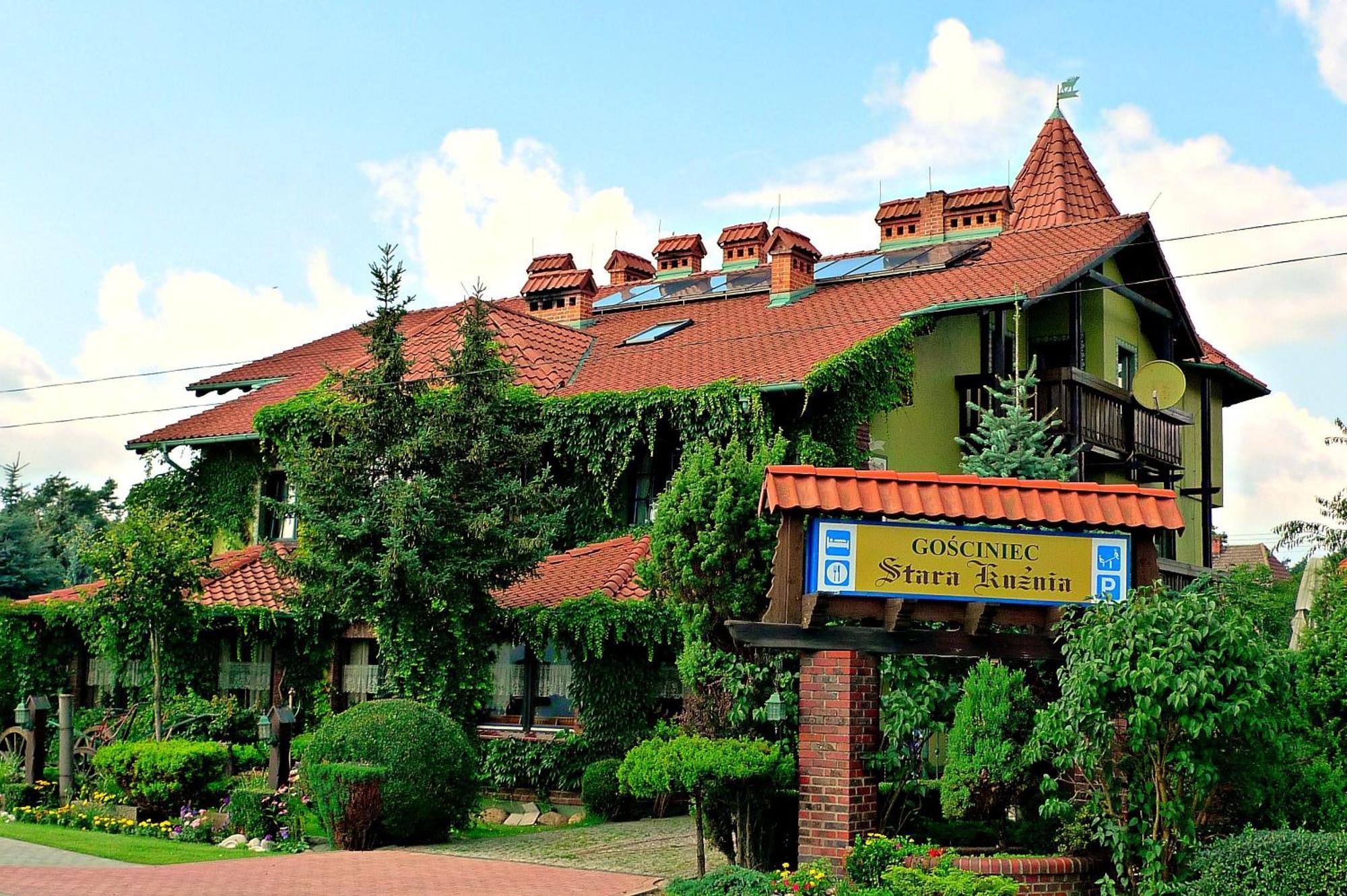 Hotel Gosciniec Stara Kuznia Debska Kuznia Exteriér fotografie