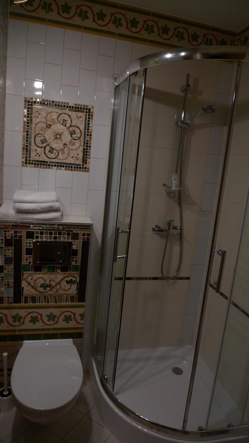 Hotel Gosciniec Stara Kuznia Debska Kuznia Exteriér fotografie